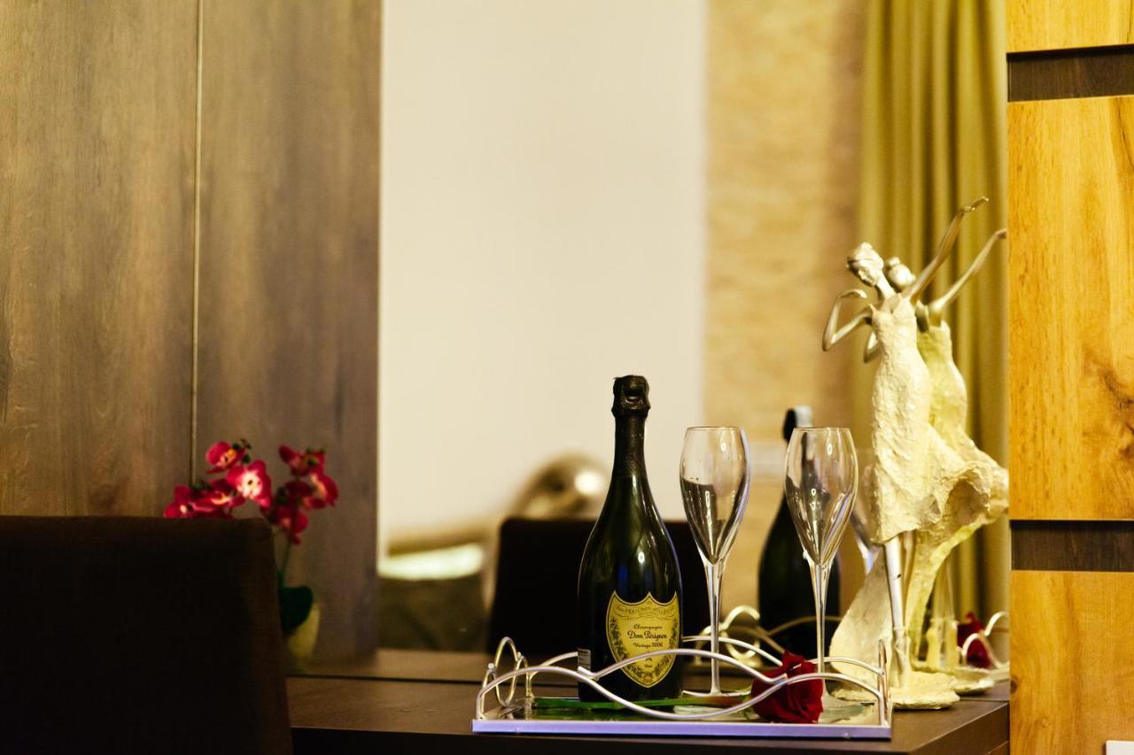 Hotel Platinum أولتْسي المظهر الخارجي الصورة